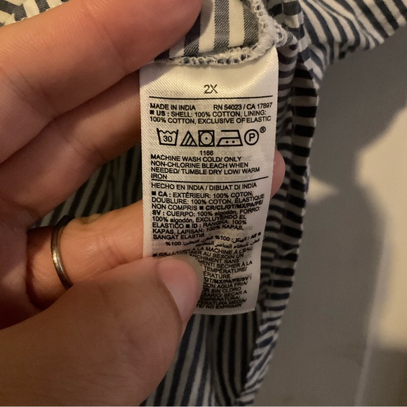 Plus Sized Puff-Sleeve Striped Ruched Smocked Babydoll Swing Blouse - Picture 7 of 8